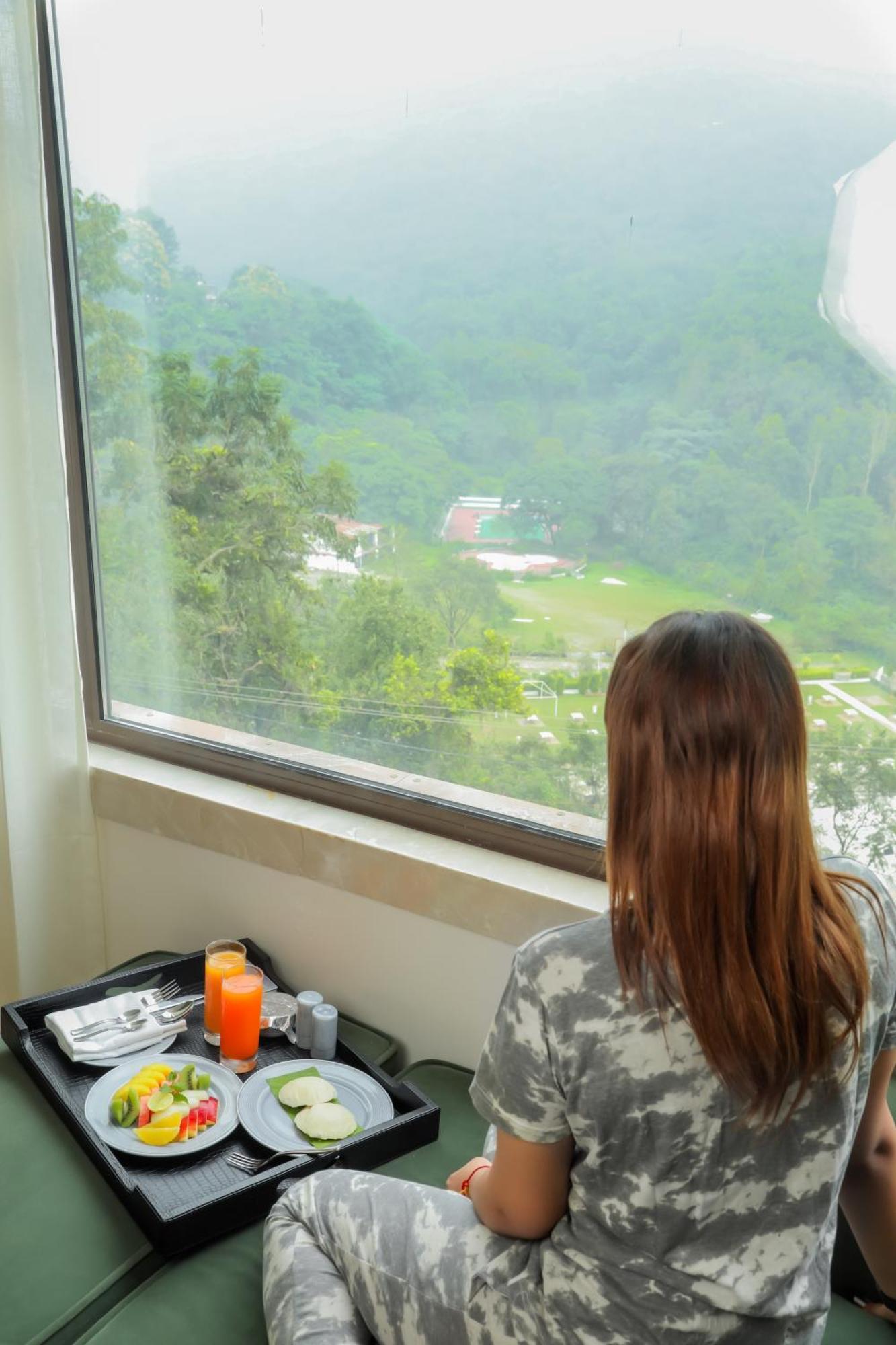 The Prominence Mussoorie Road Dehradun Hotell Eksteriør bilde
